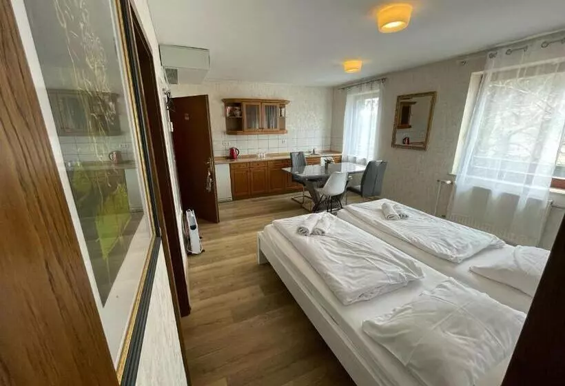 اتاق خانوادگی, Boutique Hotel Pohorje