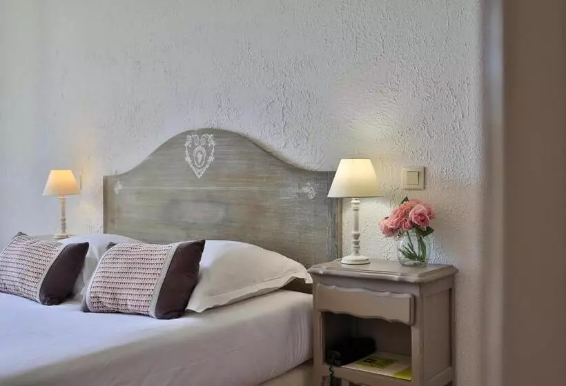 スタンダードルーム, Logis Hôtel Castel Mouisson