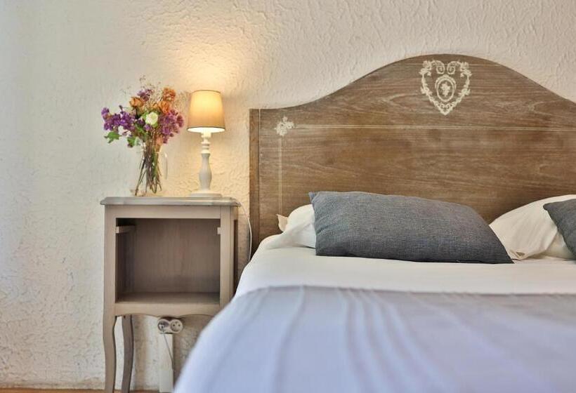 标准间带露台, Logis Hôtel Castel Mouisson