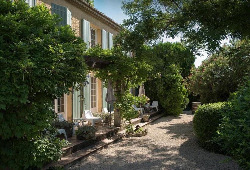 标准间带露台, Logis Hôtel Castel Mouisson