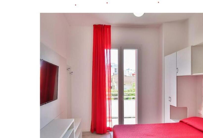 اتاق استاندارد یک نفره, Ciccio