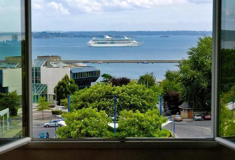 اتاق استاندارد با چشم‌انداز, De La Gare Brest