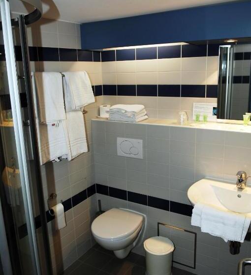 ファミリールーム, Floreal La Roche En Ardenne