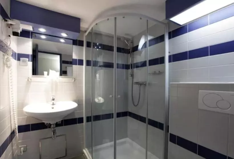 ファミリールーム, Floreal La Roche En Ardenne