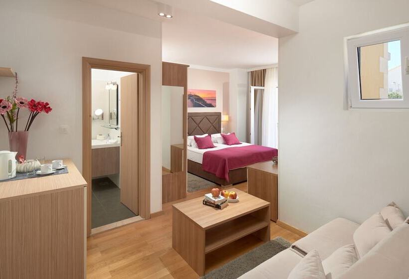 Quarto Economy, Fortuna