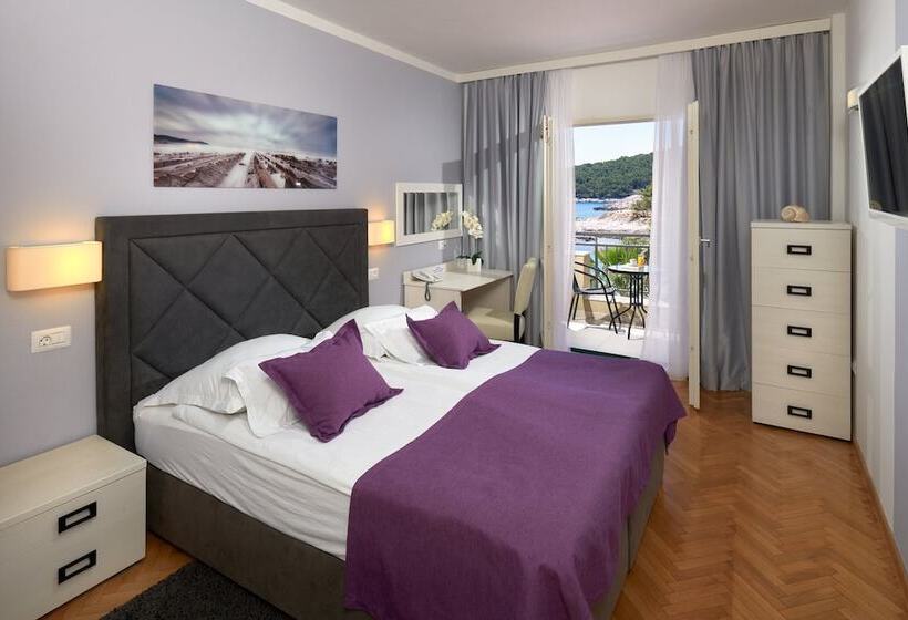 Quarto Comfort Vista Mar, Fortuna