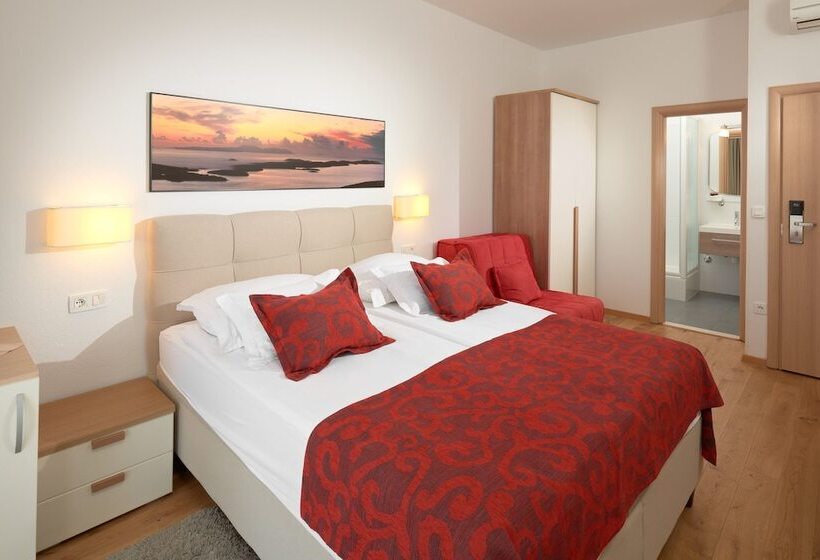 Quarto standard vista mar com balcao, Fortuna