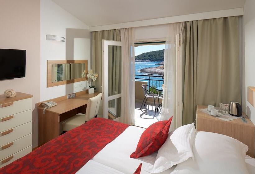 Quarto standard vista mar com balcao, Fortuna