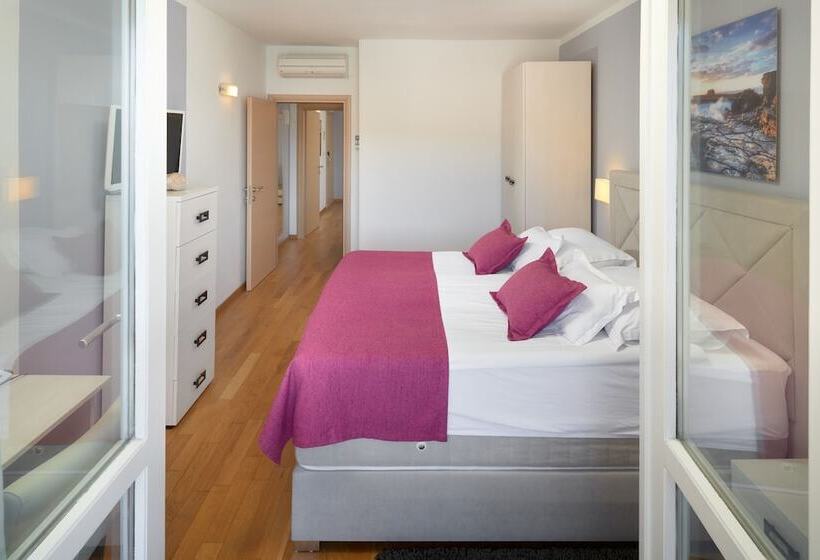 Quarto standard vista piscina, Fortuna