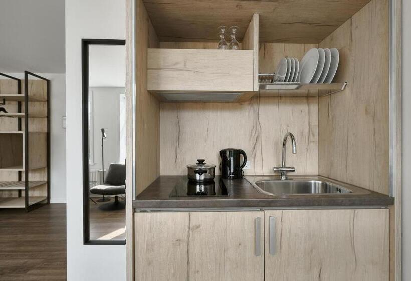 Апартаменты 1 Спальня, Garni