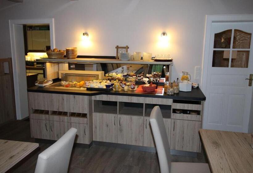 스탠다드 룸, Garni Zur Post