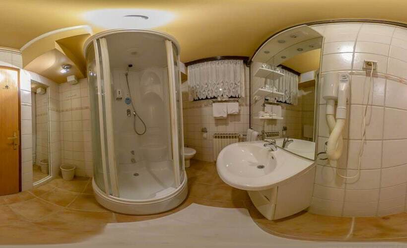 スタンダードトリプルルーム, Garten