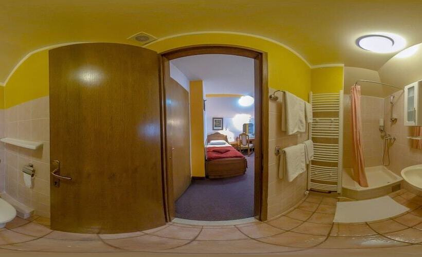 スタンダードトリプルルーム, Garten