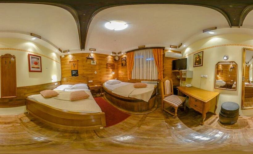 スタンダードトリプルルーム, Garten