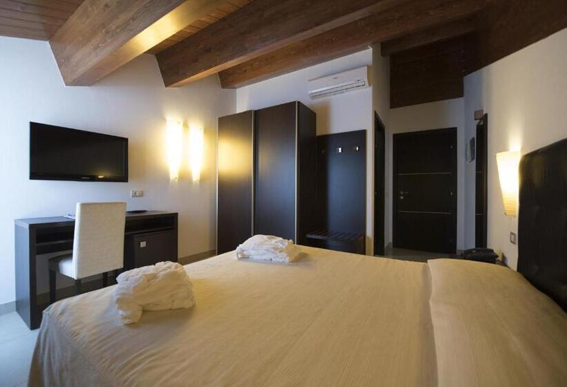 豪华房间, Iride & Spa