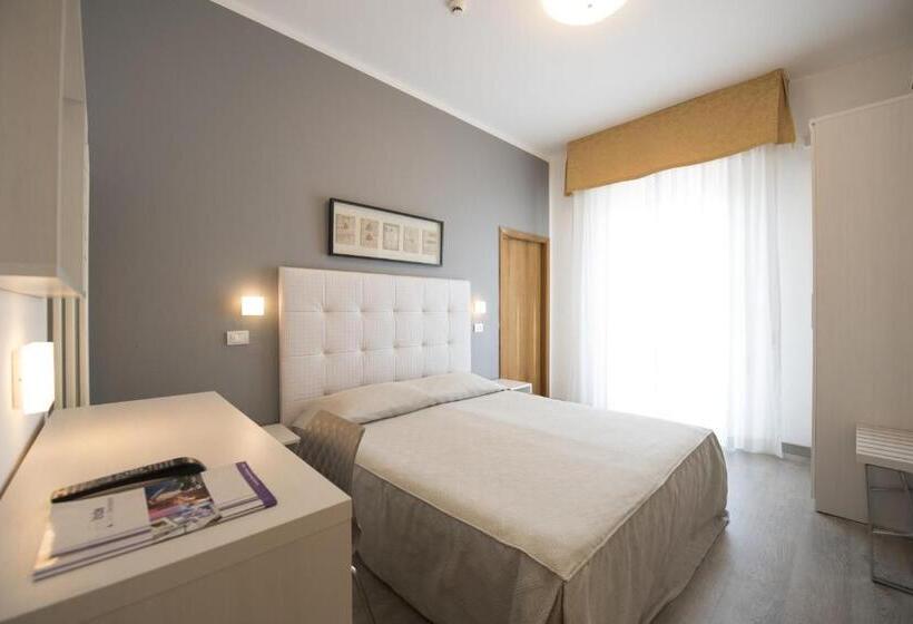 高级三人间, Iride & Spa