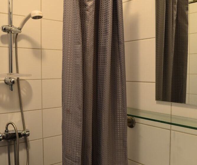 Четырехместный Номер Стандарт, L Skinnargården