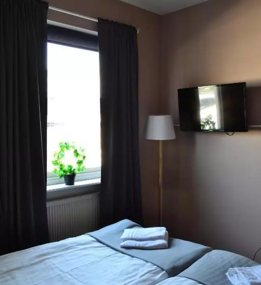 Standard Neljän Hengen Huone, L Skinnargården