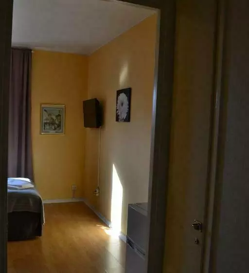 Standard Yhden Hengen Huone, L Skinnargården