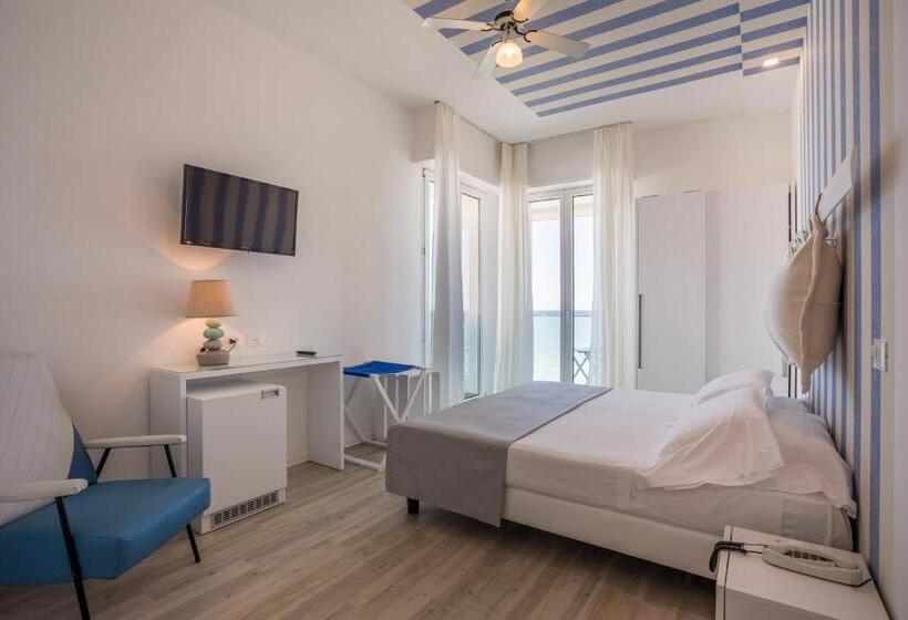 اتاق لوکس چهار تخته, Nobel