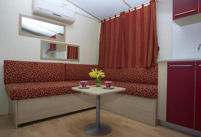 2 Bedrooms Standard Bungalow Sea View, Pansion Zlatna Ribica