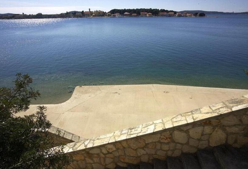 2 Bedrooms Standard Bungalow Sea View, Pansion Zlatna Ribica