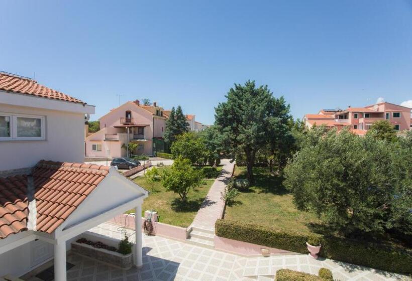 חדר סטנדרט עם מרפסת, Pansion Zlatna Ribica