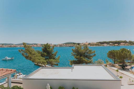 בית, 2 חדרי שינה, Pansion Zlatna Ribica