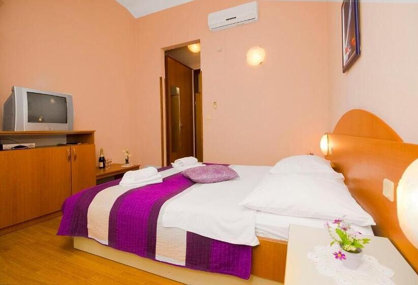 חדר סטנדרט, Pansion Zlatna Ribica