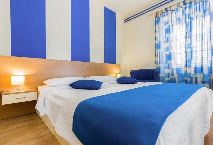 חדר סטנדרט עם מרפסת, Pansion Zlatna Ribica