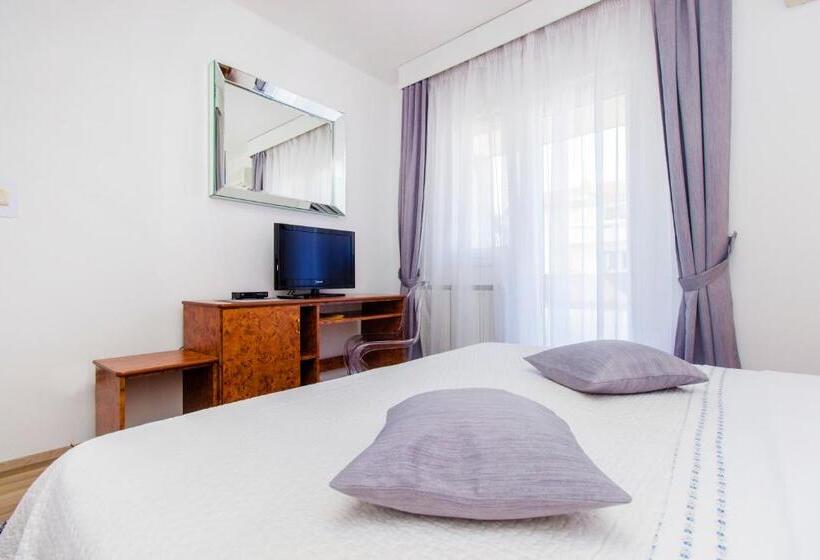 חדר סטנדרט עם מרפסת, Pansion Zlatna Ribica