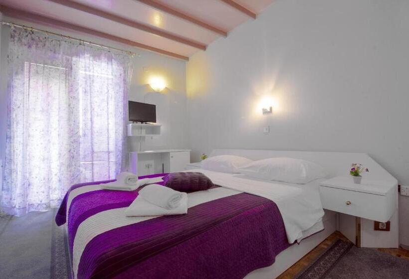 חדר סטנדרט עם מרפסת, Pansion Zlatna Ribica