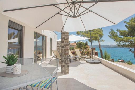 בית, 2 חדרי שינה, Pansion Zlatna Ribica