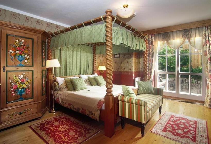 Suite Deluxe, Pod Jasany