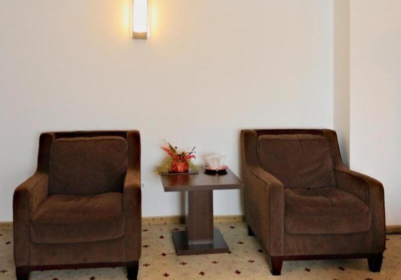 高级大房间, Premier