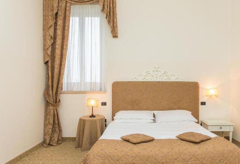 غرفة قياسية, San Paolo Al Convento