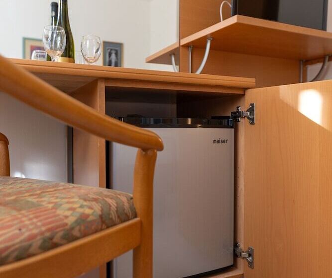 Standard-huone, Villa Fontana