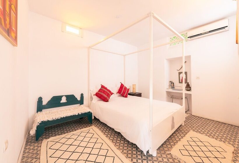 Номер Стандарт, Riad Dar Nawfal