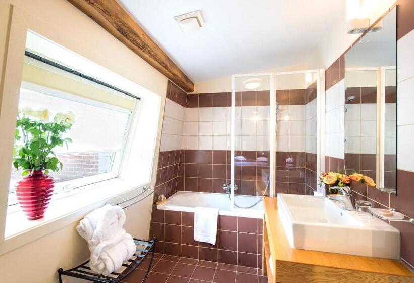 חדר קלאב, Chateau Hotel De Belmesnil