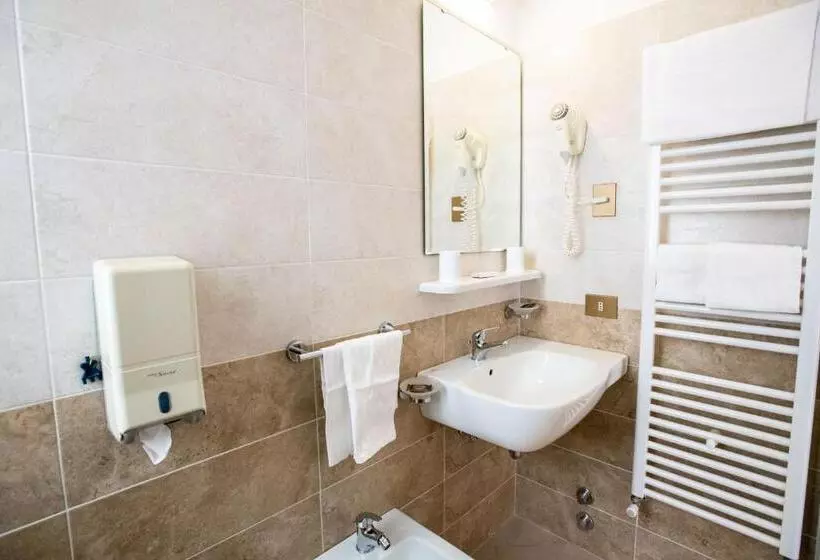 اتاق استاندارد, Eco Hotel Edy