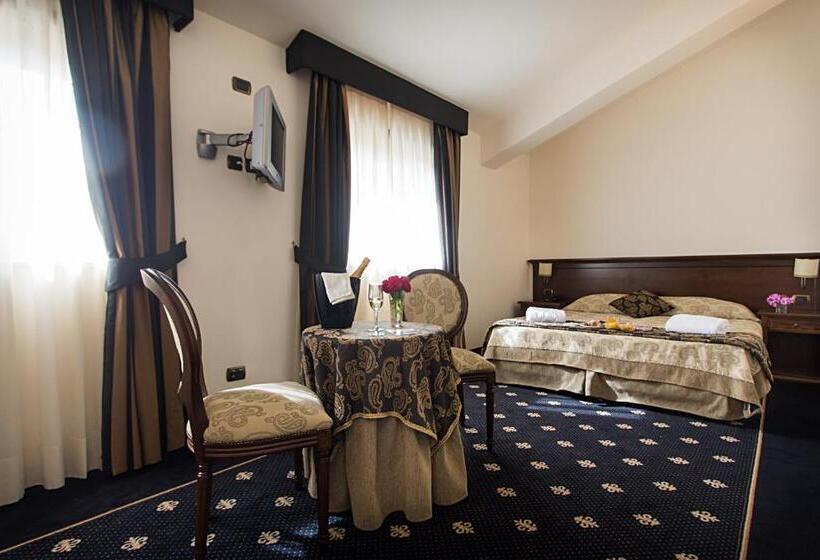 주니어 스위트, Antica Stazione