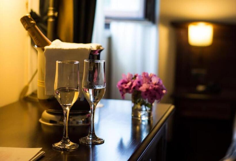 주니어 스위트, Antica Stazione