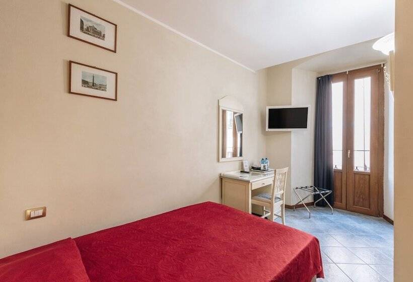 اتاق استاندارد یک نفره, Astoria