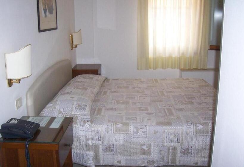 スタンダードルーム, Caldin's