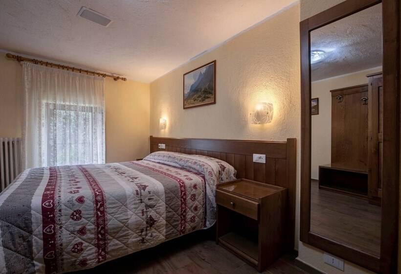 Chambre Standard, Cecchin