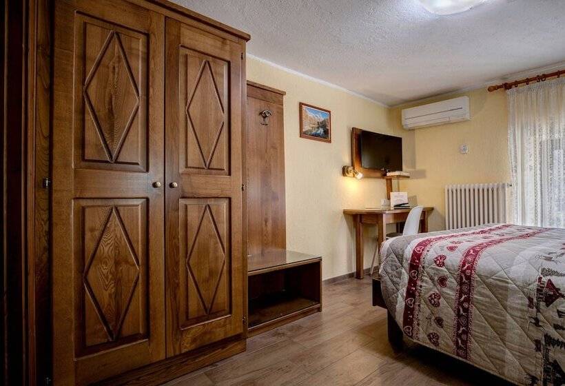 Chambre Standard, Cecchin