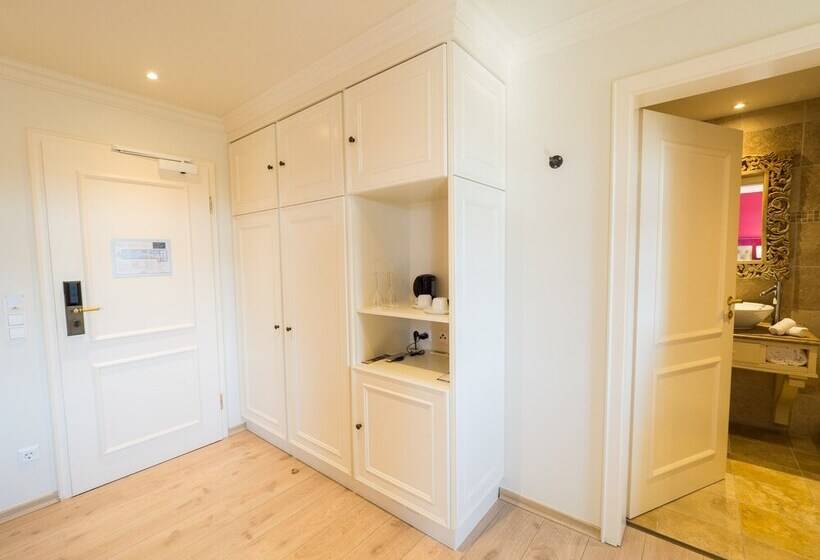 标准间, Chateau D'Urspelt