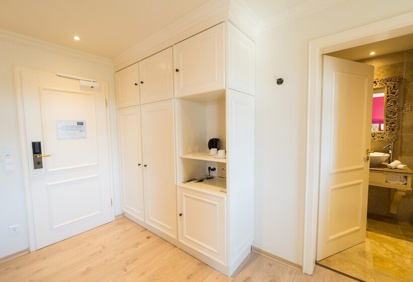 标准间, Chateau D'Urspelt