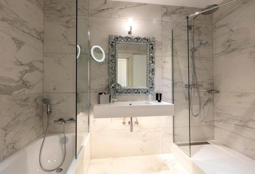 高级大房间, Chateau D'Urspelt