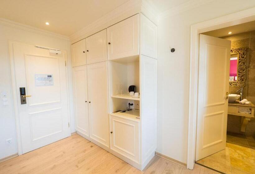 标准间, Chateau D'Urspelt